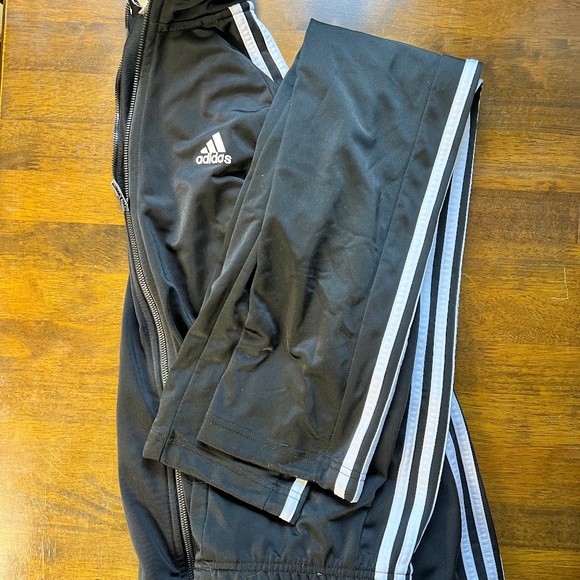 Adidas tracksuit - Picture 1 of 1